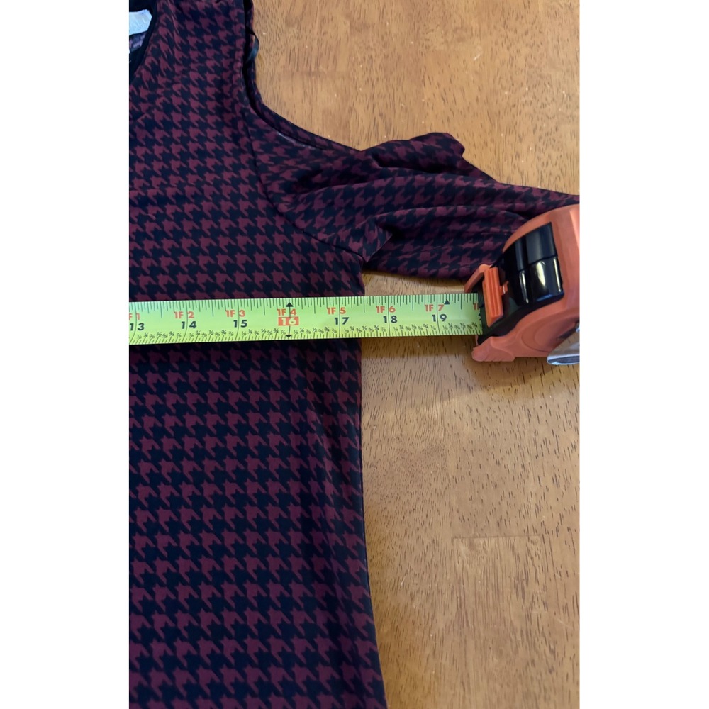 Michael Kors Women's Burgundy Houndstooth Cold Shoulder Dress Size Medium - Picture 8 of 10